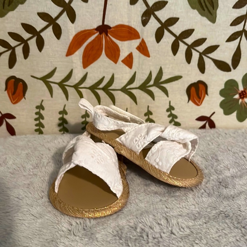 White Baby Girl’s Sandals